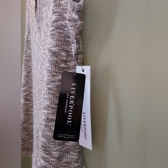 Liverpool Los Angeles Knit V-Neck Tank Top - Picture 7 of 7